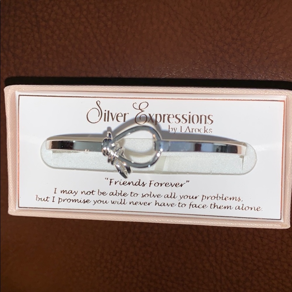 Silver Expressions Friends Forever Bracelet